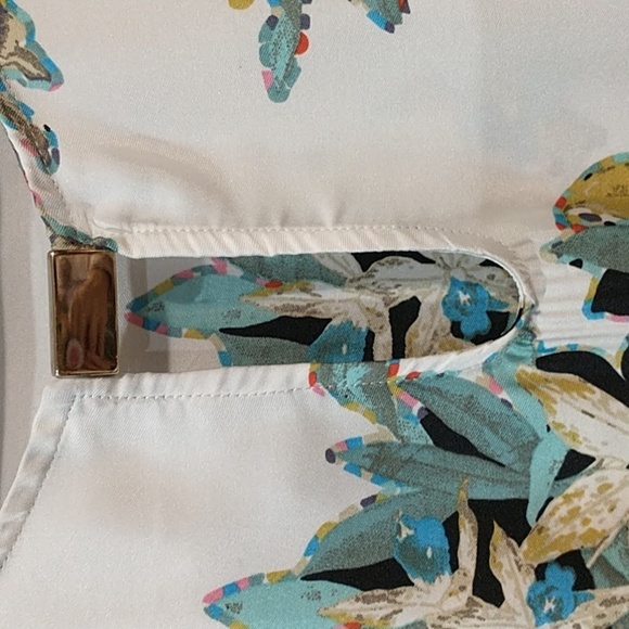 Zara Basic Floral Short Sleeve Shirt Top Tunic size medium - Picture 3 of 6